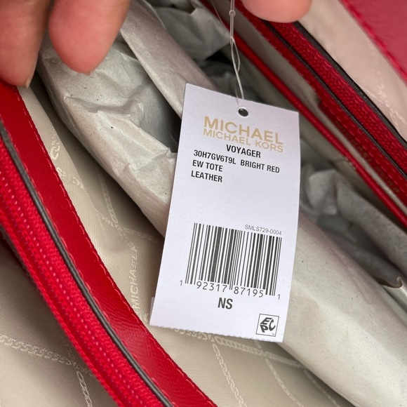 Michael kors voyager east west tote+ wallet set - Picture 10 of 11